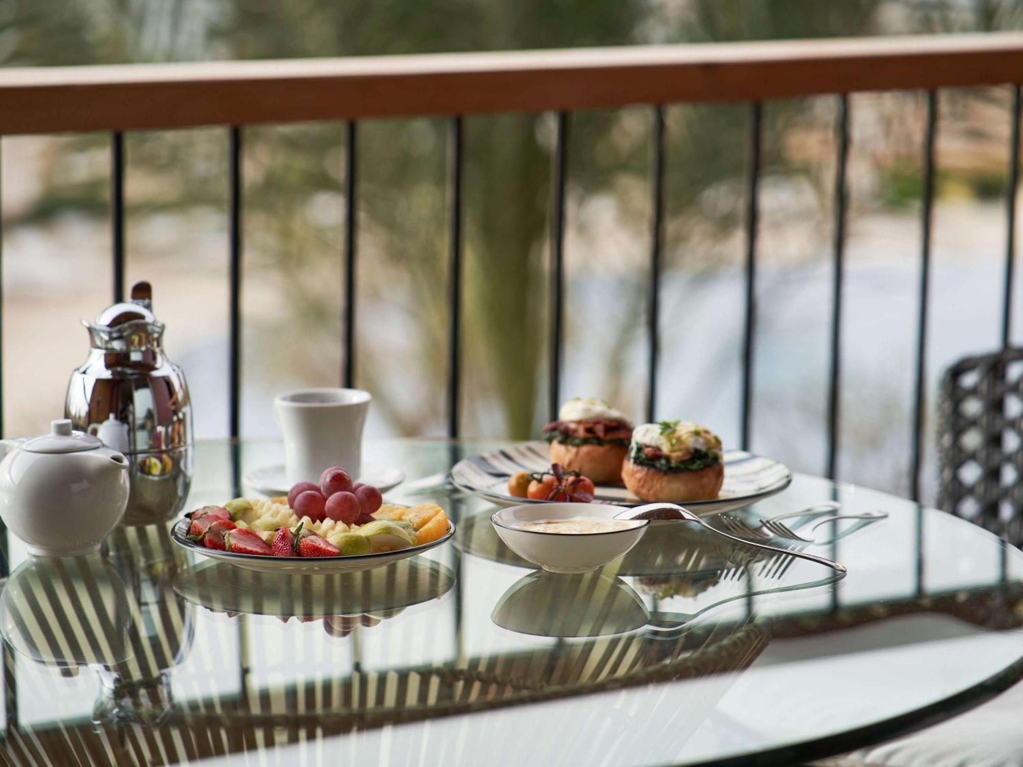 Moevenpick & Tala Bay Complex 5*