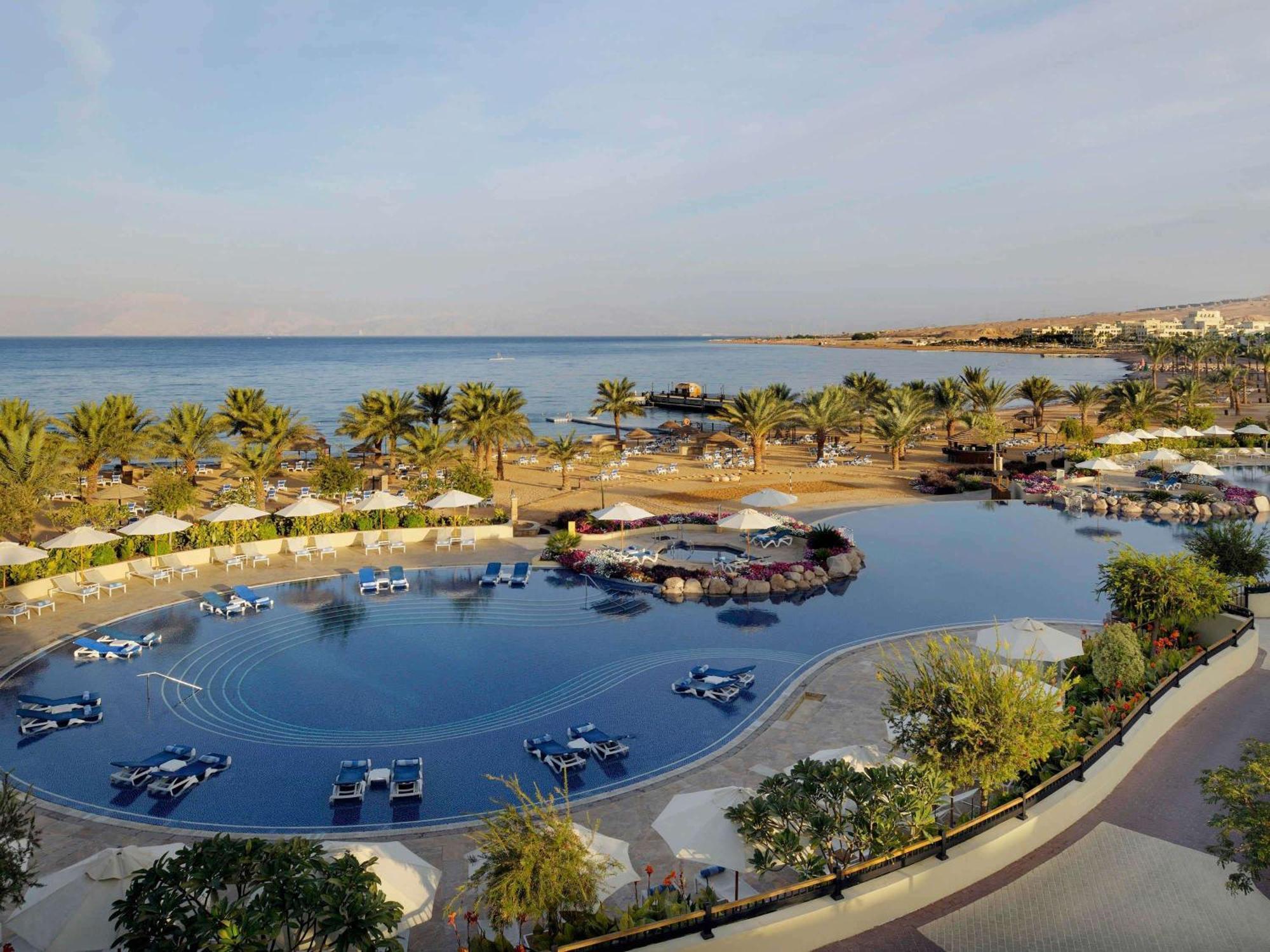 Moevenpick & Tala Bay 5*