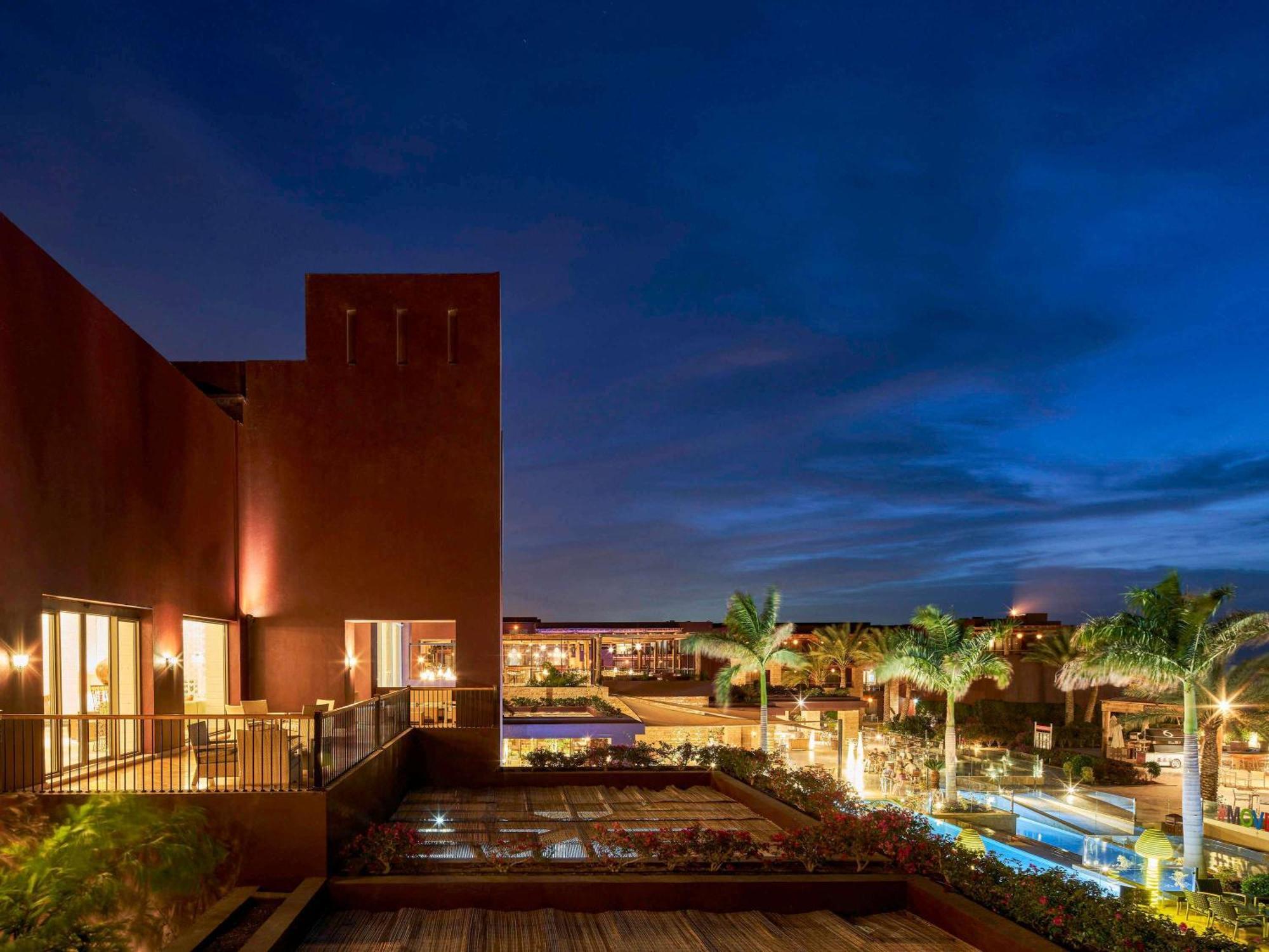 Moevenpick & Tala Bay