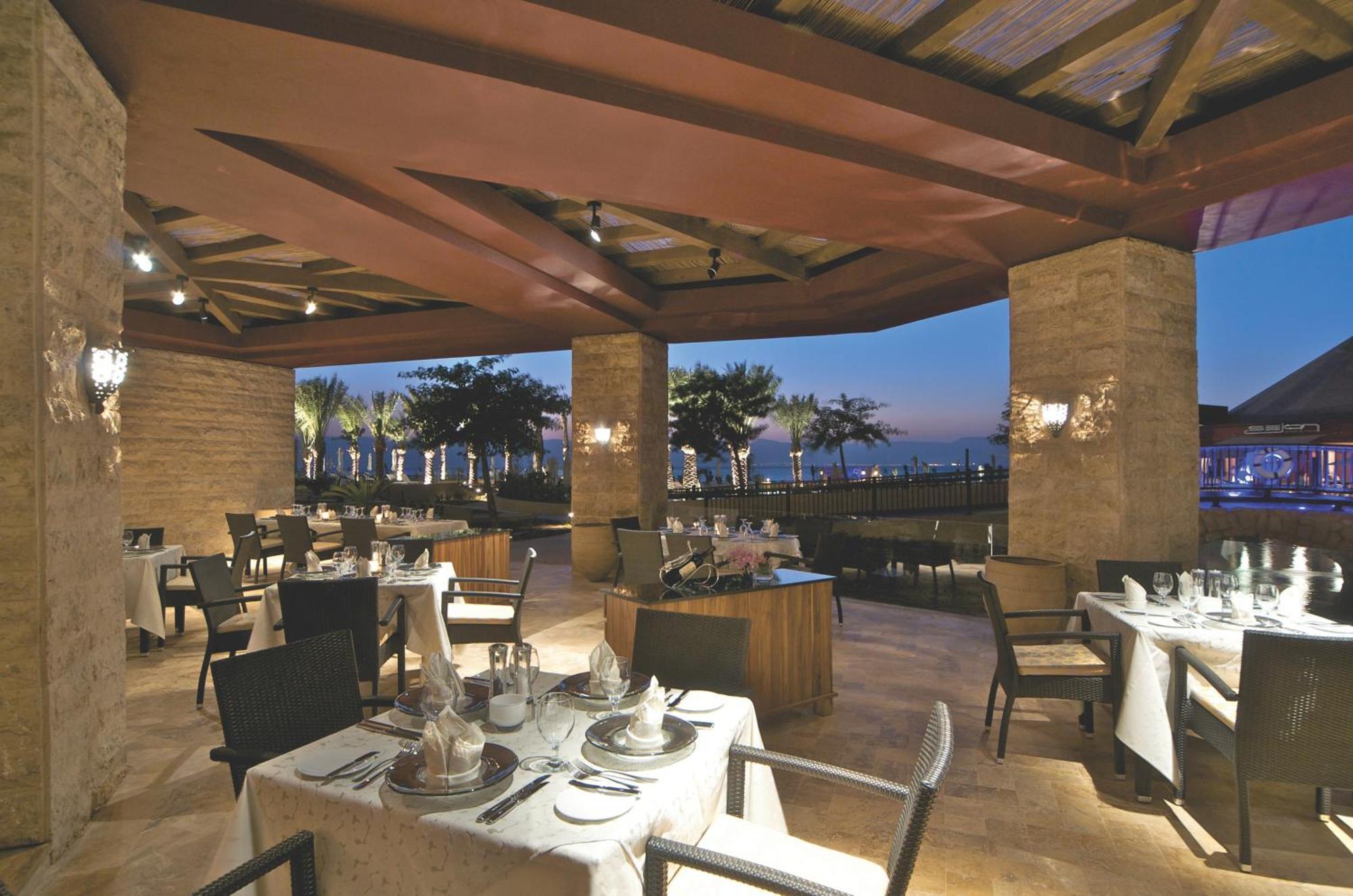 Moevenpick & Tala Bay