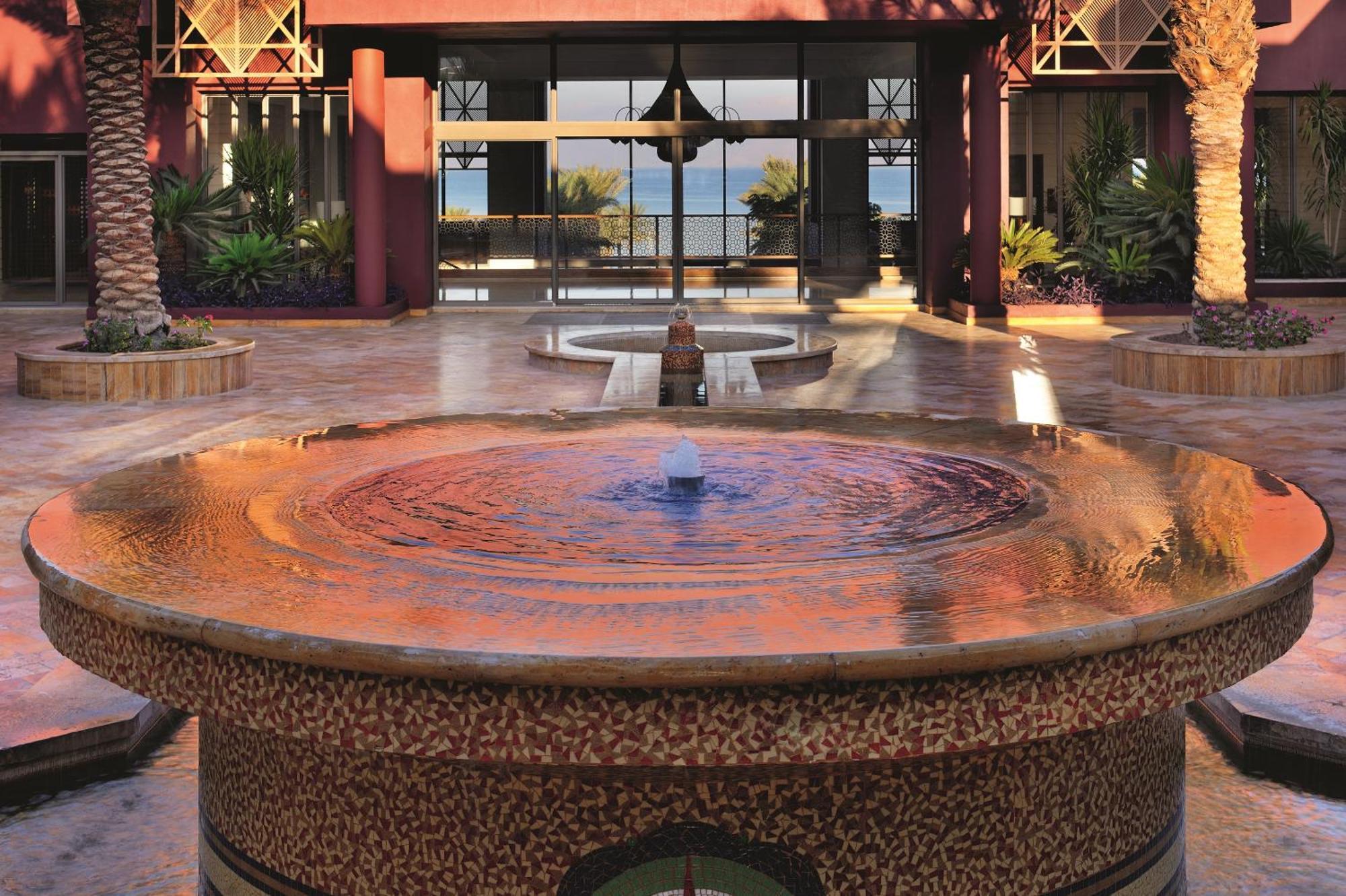 Complex Moevenpick & Tala Bay